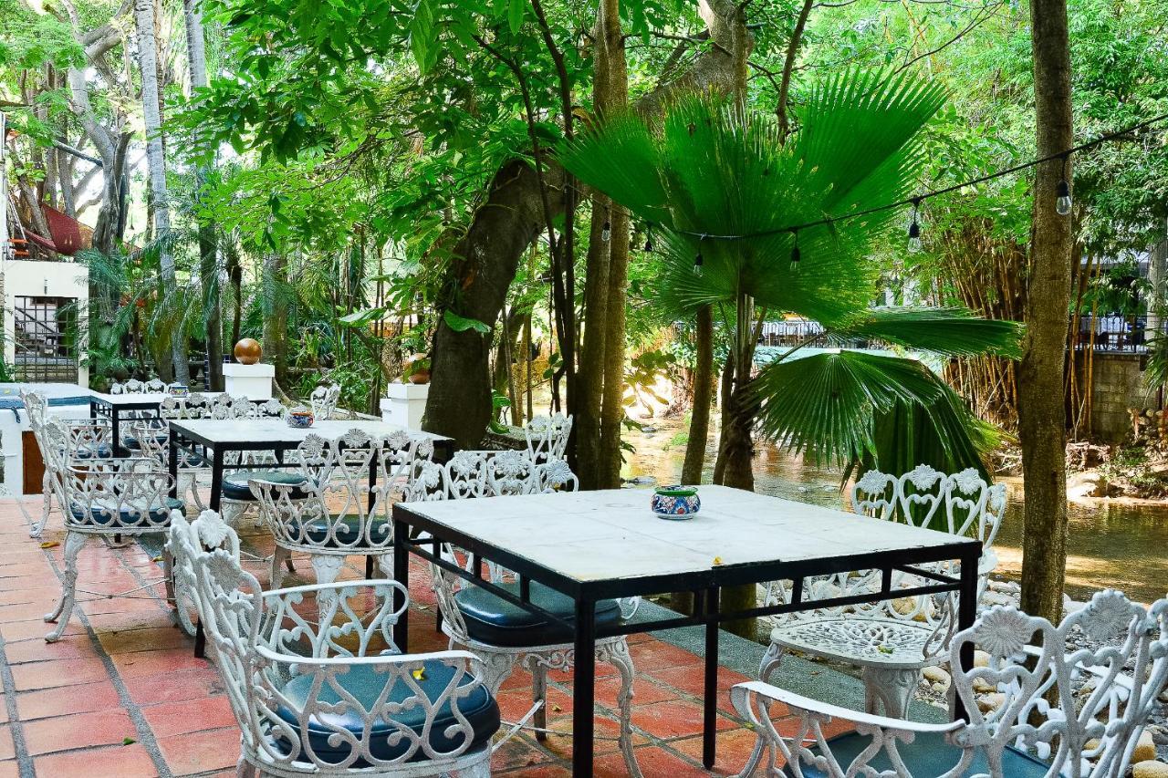 Garlands Del Rio Riverside Boutique Hotel Пуерто Валярта Екстериор снимка