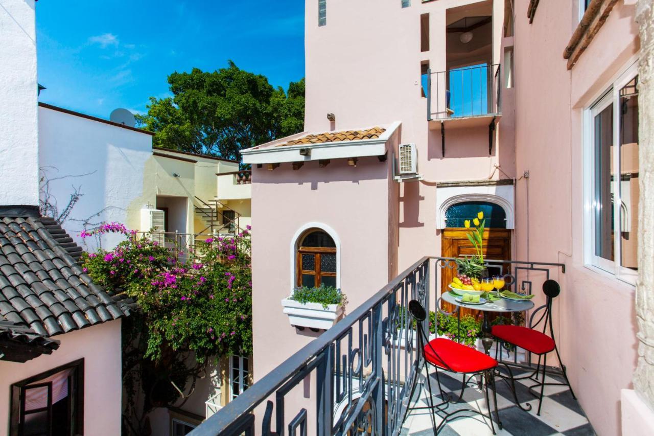 Garlands Del Rio Riverside Boutique Hotel Пуерто Валярта Екстериор снимка