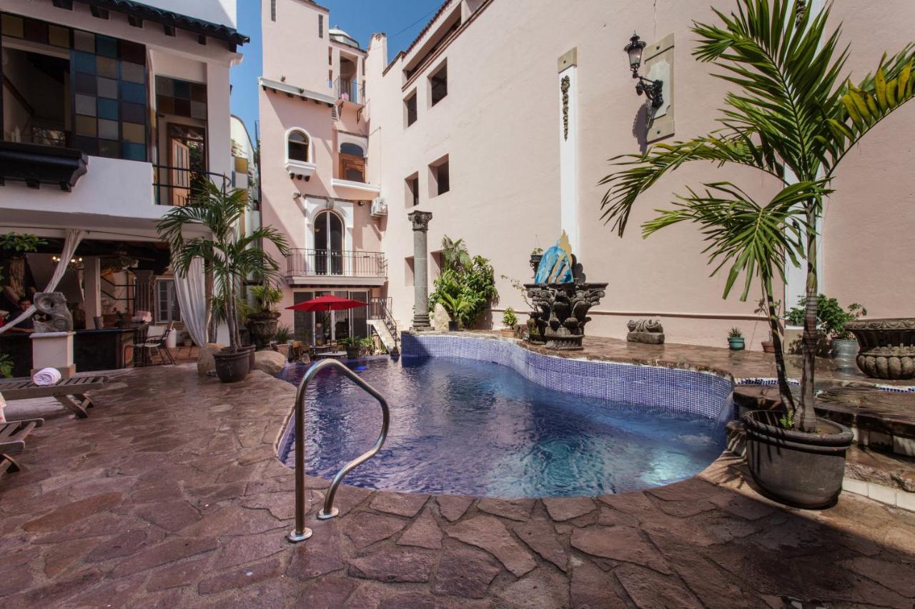 Garlands Del Rio Riverside Boutique Hotel Пуерто Валярта Екстериор снимка